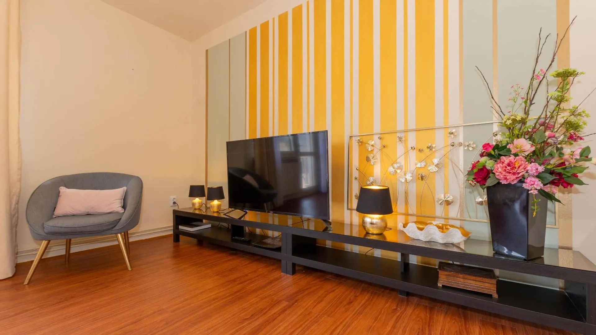 Mirsol Sunny Apartment Πούλα