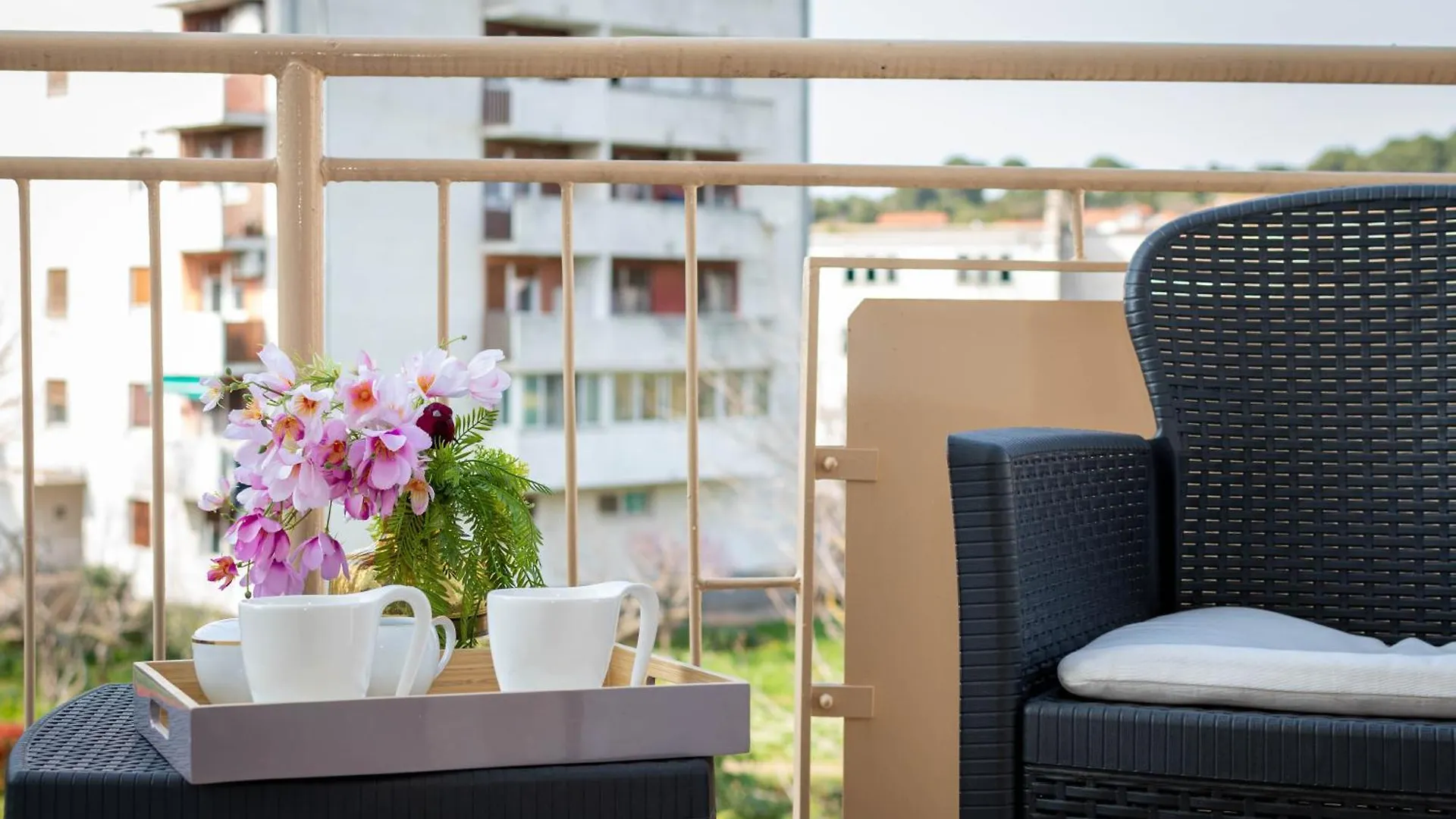 Mirsol Sunny Apartment Πούλα